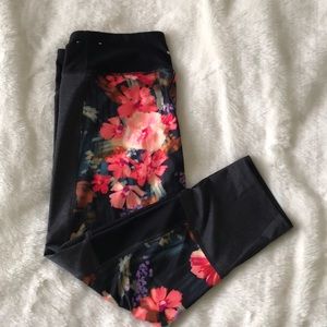 Joy Lab Capri workout leggings